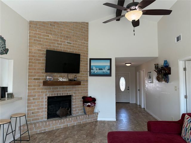 13981 Blackbeard Dr, Corpus Christi, TX 78418