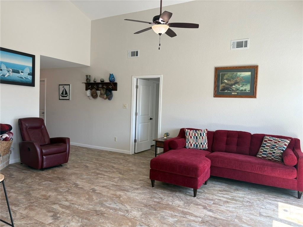 13981 Blackbeard Dr, Corpus Christi, TX 78418 — photo 5