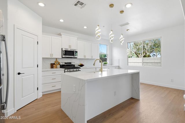 12956 N 94TH Avenue, Peoria, AZ 85381