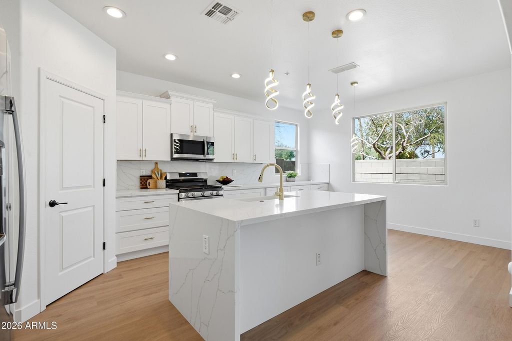12956 N 94TH Avenue, Peoria, AZ 85381 — photo 4