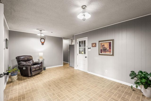 19 Mcgovern Drive, Little Rock, AR 72205