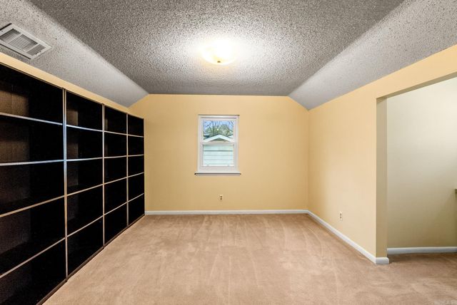 19 Mcgovern Drive, Little Rock, AR 72205