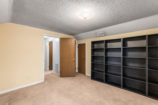 19 Mcgovern Drive, Little Rock, AR 72205