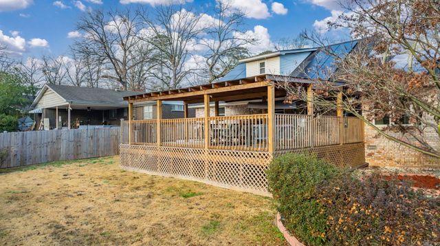 19 Mcgovern Drive, Little Rock, AR 72205