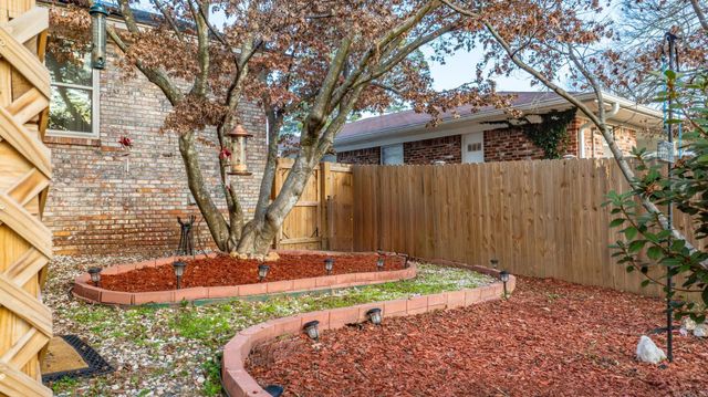 19 Mcgovern Drive, Little Rock, AR 72205