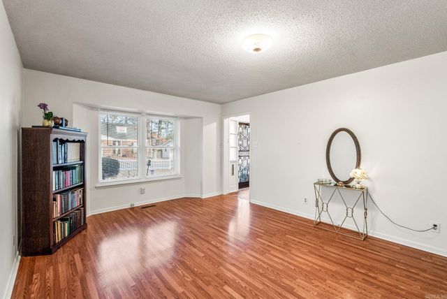 19 Mcgovern Drive, Little Rock, AR 72205