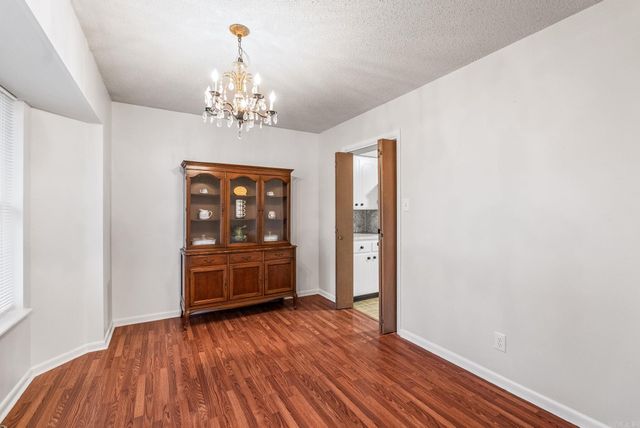 19 Mcgovern Drive, Little Rock, AR 72205