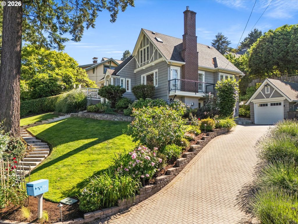 7175 S LAVIEW Dr, Portland, OR 97219