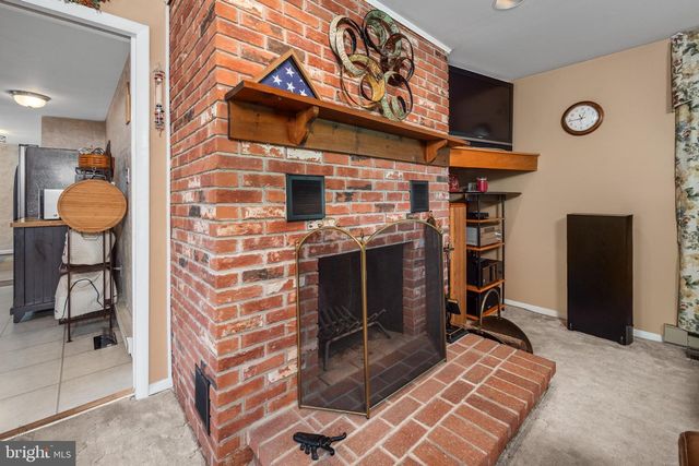 630 WILSON LN, Sellersville, PA 18960