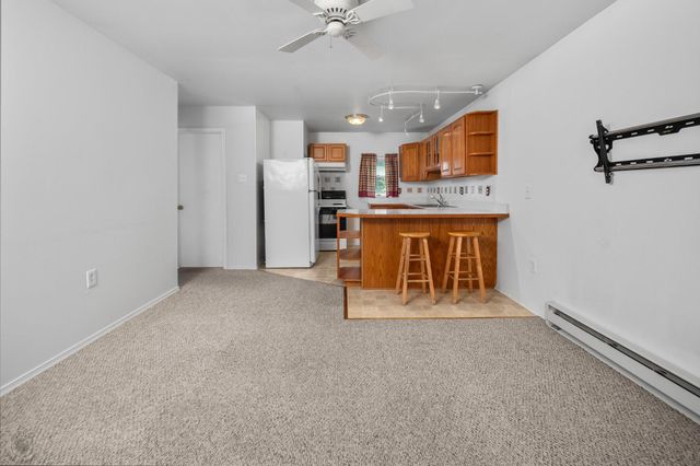 630 WILSON LN, Sellersville, PA 18960