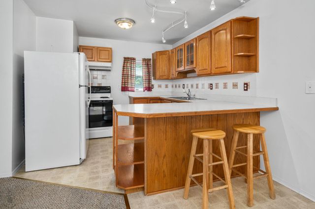 630 WILSON LN, Sellersville, PA 18960