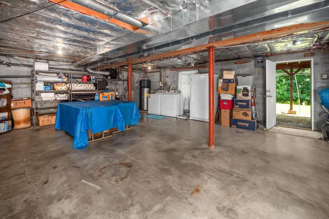 630 WILSON LN, Sellersville, PA 18960