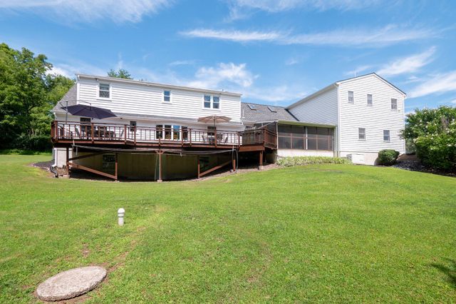 630 WILSON LN, Sellersville, PA 18960