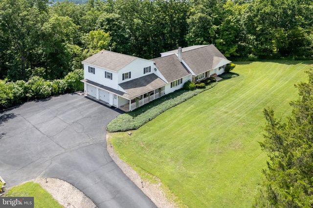 630 WILSON LN, Sellersville, PA 18960