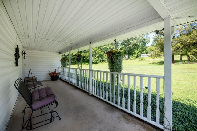 630 WILSON LN, Sellersville, PA 18960