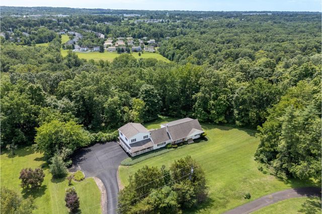 630 WILSON LN, Sellersville, PA 18960