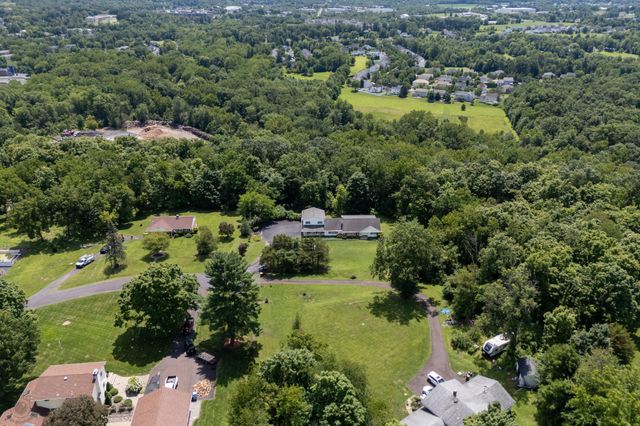 630 WILSON LN, Sellersville, PA 18960