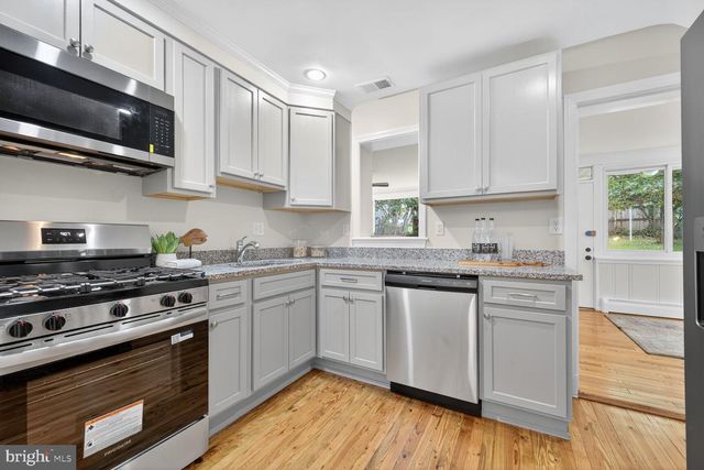 2813 LAUREL AVE, Cheverly, MD 20785