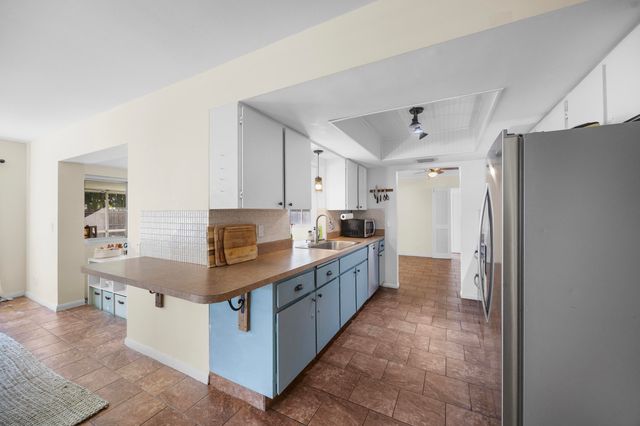 9676 Heather Circle W, Palm Beach Gardens, FL 33410