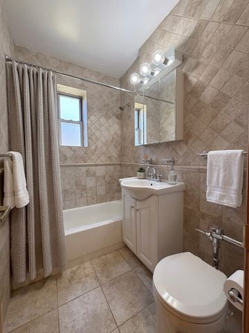 5501 31st Ave Apt 2B, New York City, NY 11377