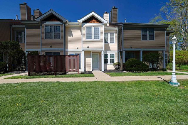 2820 Whispering Hills, Chester, NY 10918