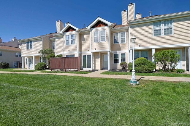 2820 Whispering Hills, Chester, NY 10918