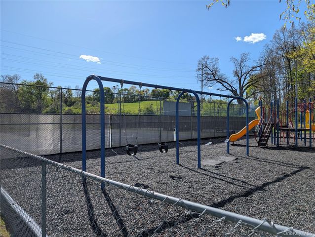 2820 Whispering Hills, Chester, NY 10918