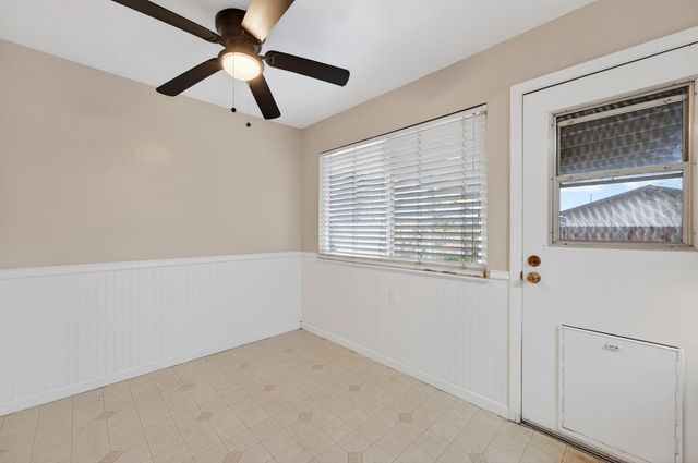 144 Withington Ave, Rio Linda, CA 95673