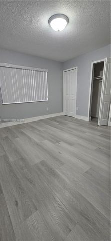 453 Florida Blvd 453, Miami, FL 33144