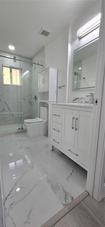 453 Florida Blvd 453, Miami, FL 33144