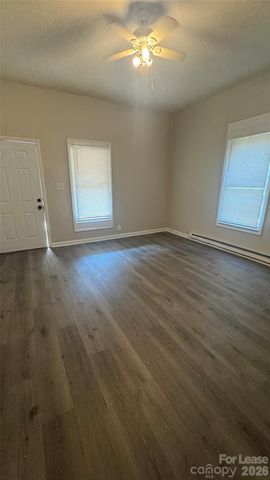 617 Pinoca Street, Charlotte, NC 28208