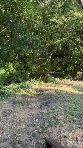 617 Pinoca Street, Charlotte, NC 28208