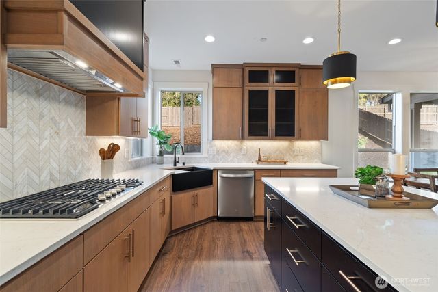 2308 E Dalmatian Drive, La Center, WA 98629