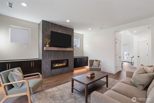 2308 E Dalmatian Drive, La Center, WA 98629