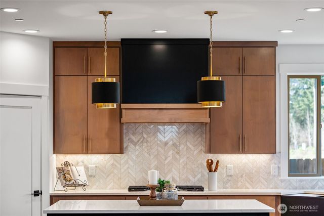 2308 E Dalmatian Drive, La Center, WA 98629