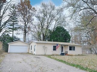 6307 Springdale Boulevard, Grand Blanc, MI 48439