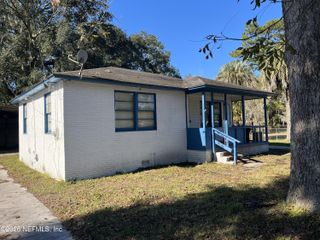 8974 JACKSON Avenue, Jacksonville, FL 32208