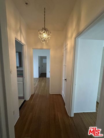 5564 W 6th Street 6, Los Angeles, CA 90036