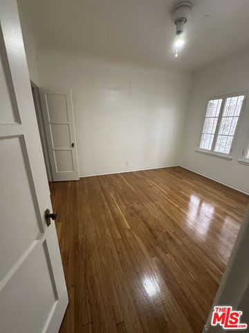 5564 W 6th Street 6, Los Angeles, CA 90036