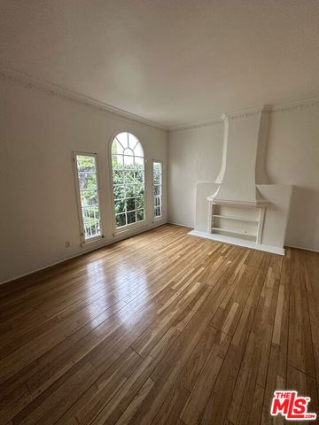 5564 W 6th Street 6, Los Angeles, CA 90036