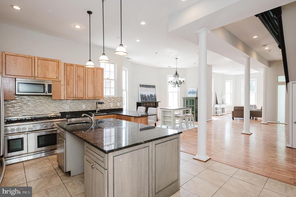 3635 GREENMOUNT AVE, Baltimore, MD 21218