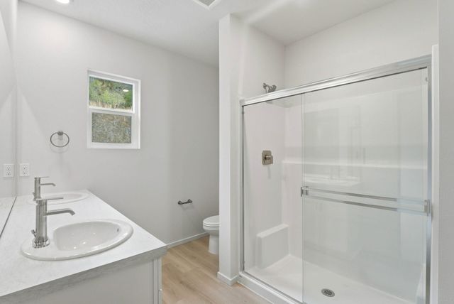 5137 E Mckinnon Ln, Spokane, WA 99212