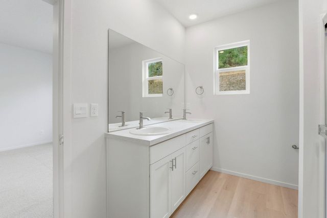 5137 E Mckinnon Ln, Spokane, WA 99212