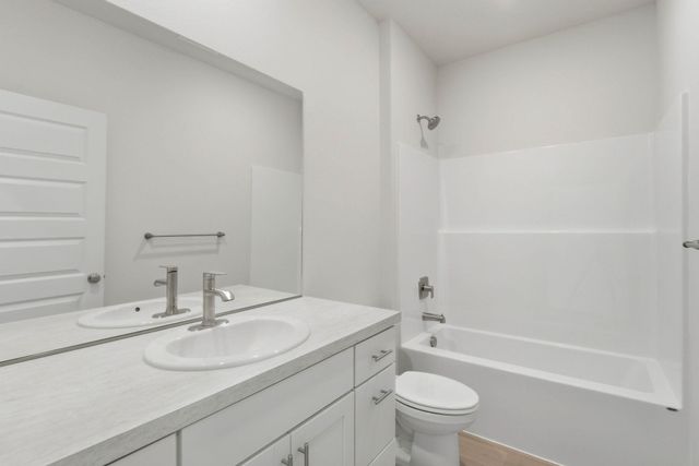 5137 E Mckinnon Ln, Spokane, WA 99212
