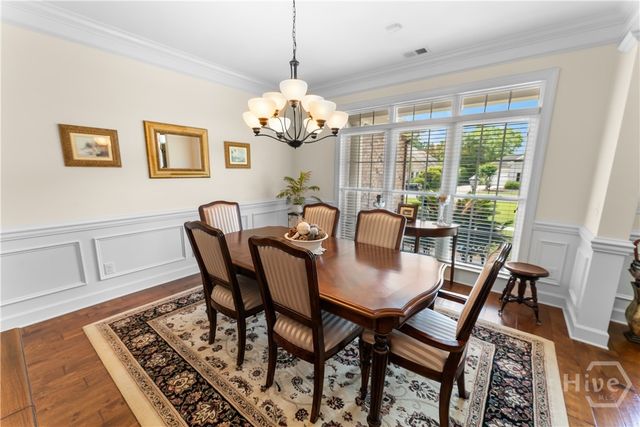 25 Crestwood Drive, Savannah, GA 31405