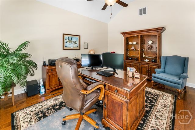 25 Crestwood Drive, Savannah, GA 31405
