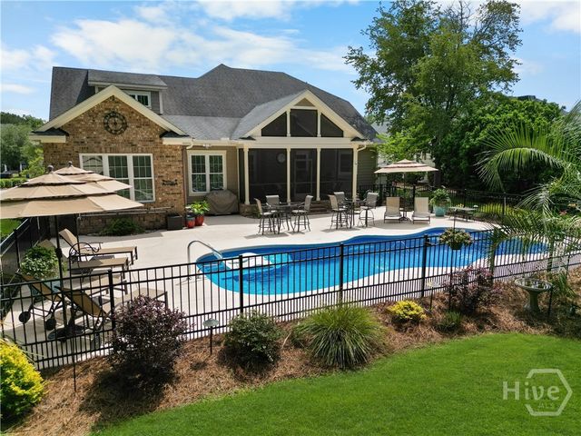 25 Crestwood Drive, Savannah, GA 31405