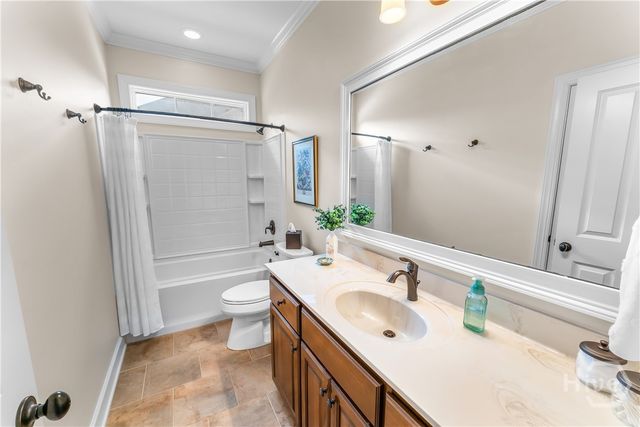 25 Crestwood Drive, Savannah, GA 31405
