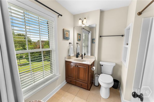 25 Crestwood Drive, Savannah, GA 31405