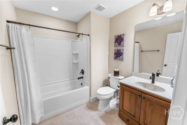 25 Crestwood Drive, Savannah, GA 31405